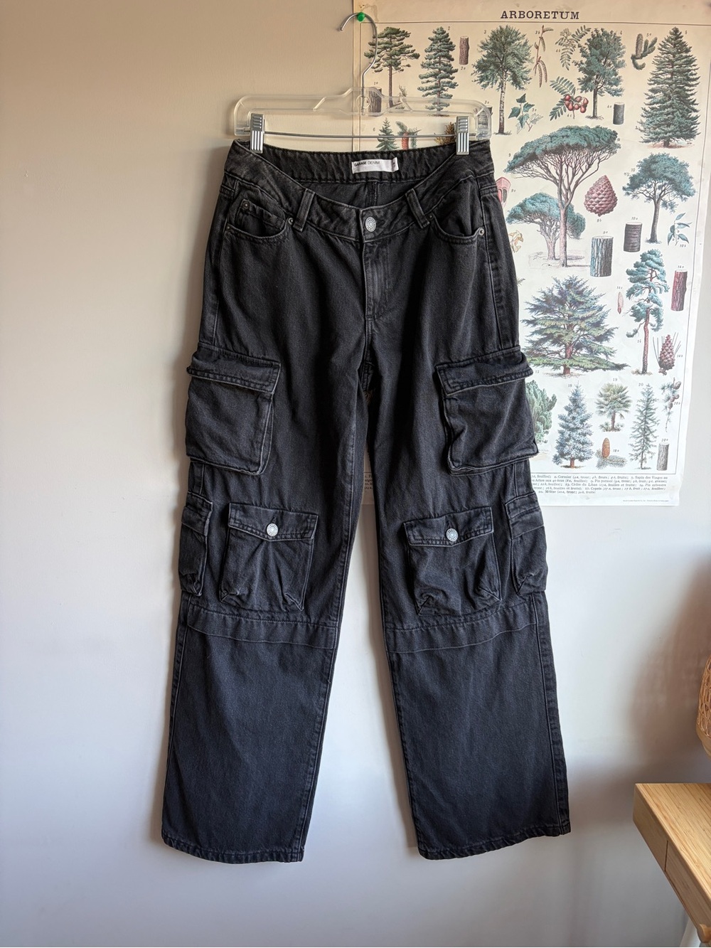 Garage low rise cargo jeans black size 05